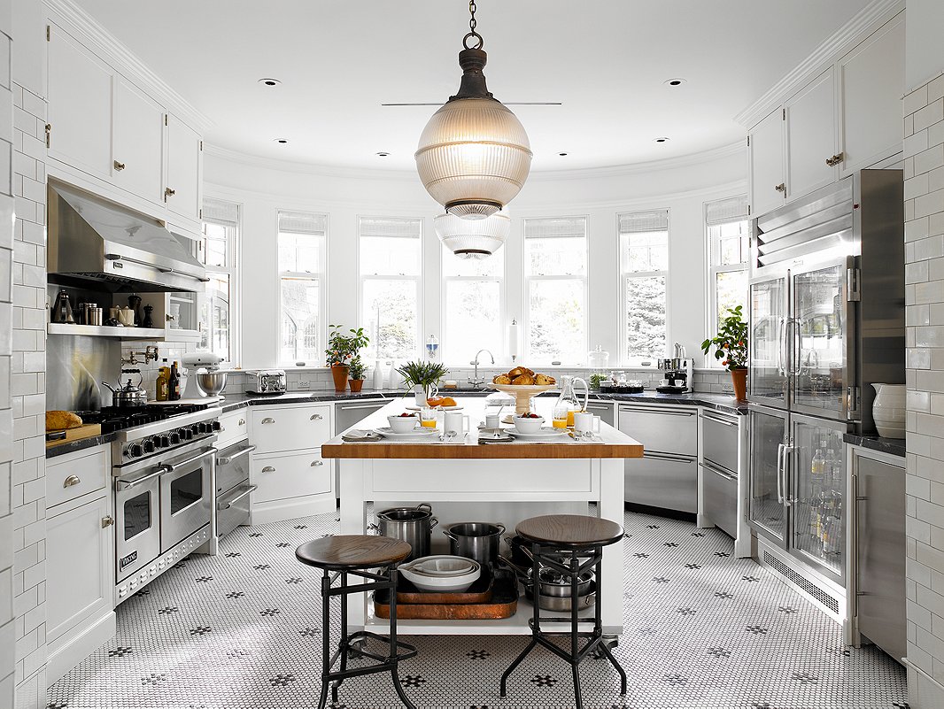 bistro style kitchen design