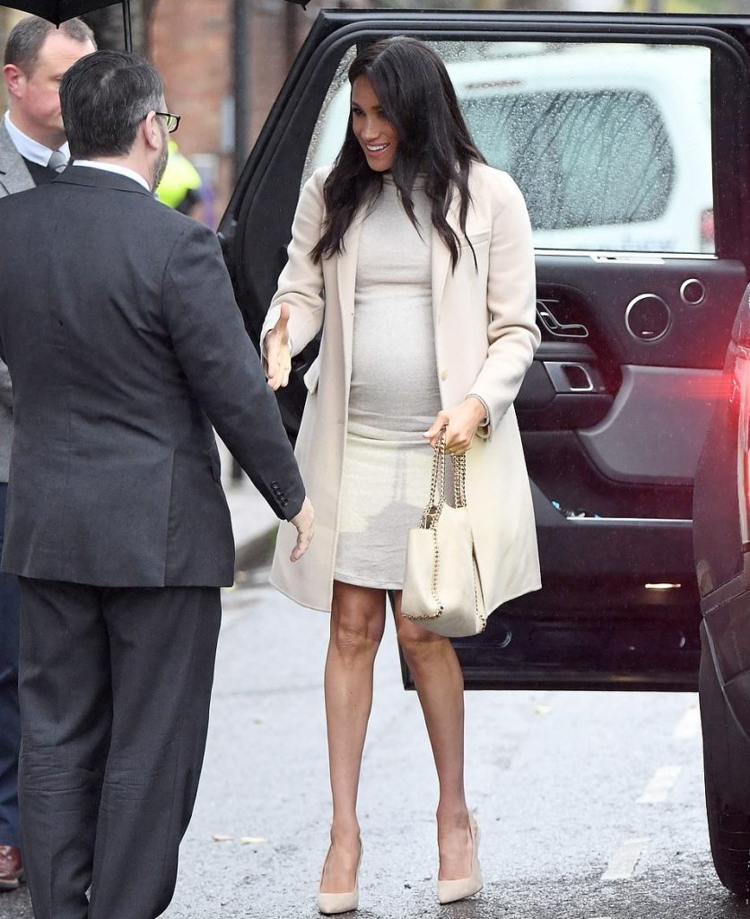 H&m maternity outlet dress meghan markle